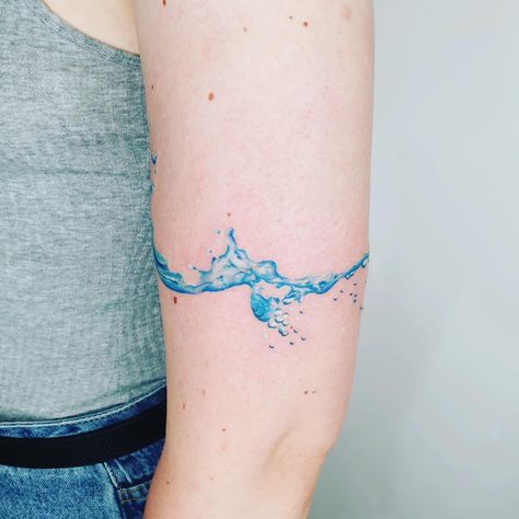 Watercolor Wave Tattoo, Nina Tattoo, Aurora Tattoo, Water Ring, Ring Tattoo, Tattoos 2024, Wave Tattoo, Turtle Tattoo Designs, Watercolor Wave