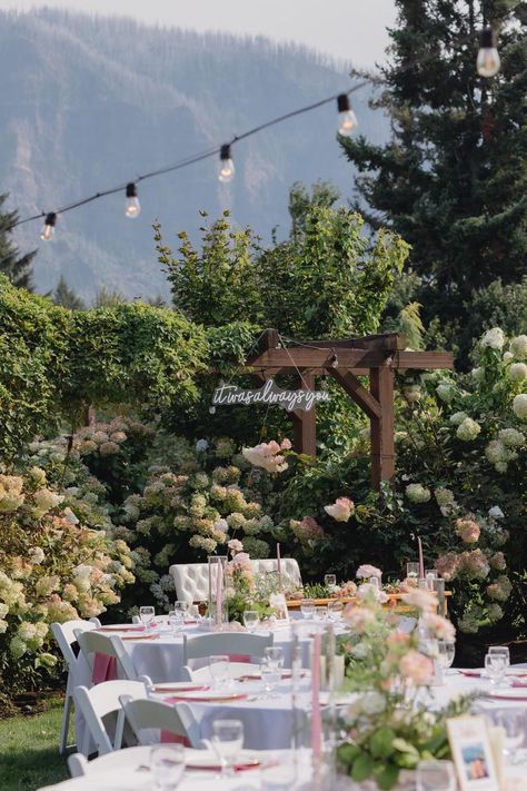 Whimsical-garden-wedding-in-washington- oregon-wedding-venue Washington Wedding Venues Outdoor, Oregon Wedding Venues, Whimsical Garden Wedding, Oregon Garden, Seattle Wedding Venues, Washington Wedding Venues, Wedding Venues Oregon, Garden Venue, Botanical Gardens Wedding