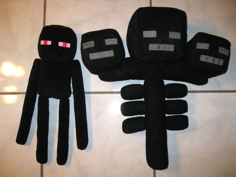 Make a Wither Plushie From Minecraft: 11 Steps (with Pictures) Wither Minecraft, Minecraft Plushies, Minecraft Wither, Minecraft Plush, Minecraft Crochet, Minecraft Bedroom Decor, Minecraft Merchandise, Minecraft Toys, Handmade Blankets