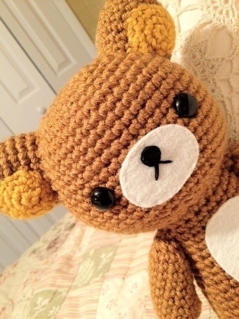 Go crazy for Rilakkuma! Rilakkuma Plushie, Make A Bear, Amigurumi Easy, Cute Crochet Amigurumi, Kawaii Amigurumi, Rilakkuma Bear, Knitted Bear, Bear Plushie, Japanese Crafts