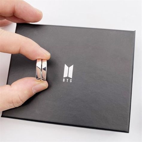 Bts Jewelry, Bts Official Merch, Army Rings, Bts Bracelet, Army Accessories, Bts Clothing, Bts Merch, Bts Lyric, Rings Cool