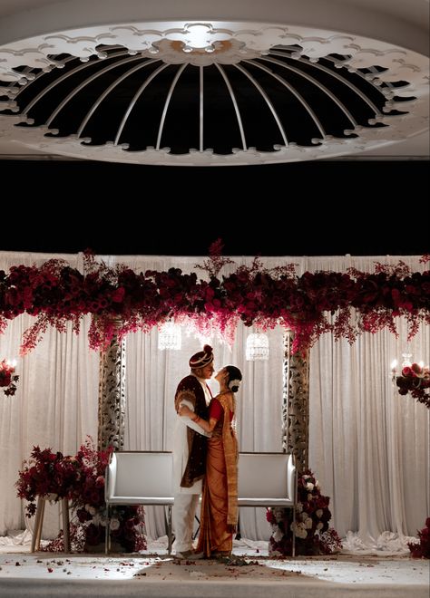 Hindu wedding Bride and groom on stage Tamil Outdoor Wedding, Hindu Tamil Wedding, Tamil Weddings, Tamil Wedding, Indian Dress, Hindu Wedding, Indian Dresses, Wedding Inspo, Indian Wedding