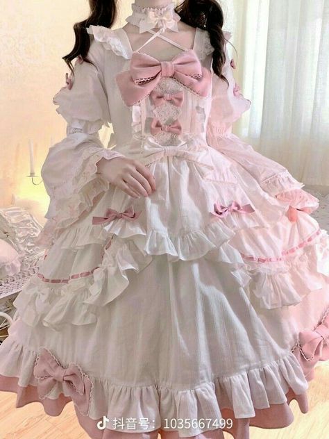 Bimbocore Outfits, Kawaii Outfit Ideas, Kawaii Y2k, Lolita Outfits, Frilly Dresses, Y2k Cute, Old Fashion Dresses, Kawaii Fashion Outfits, Fashion Y2k