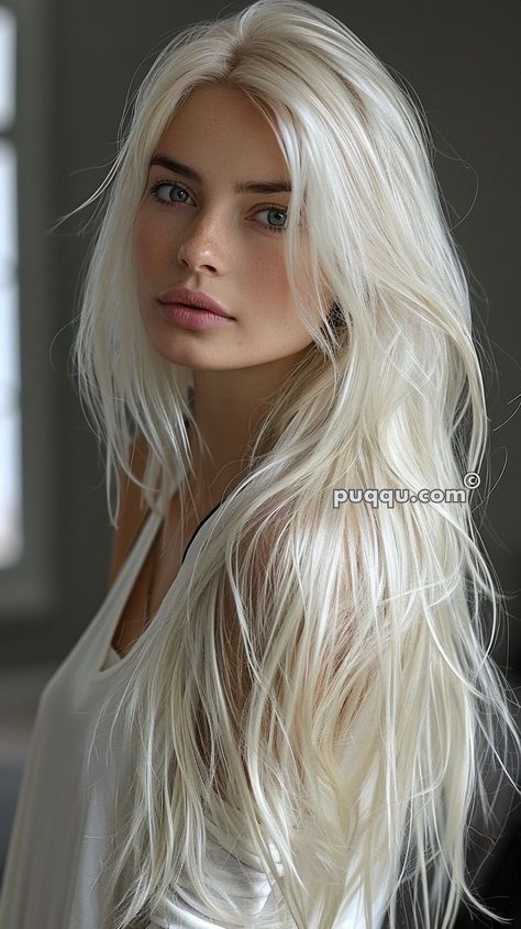 Going Platinum Blonde, Blonde Hair At Home, Blonde Toner, Platinum Hair Color, Κούρεμα Bob, Blonde Ambition, Platinum Blonde Hair Color, Long White Hair, White Blonde Hair