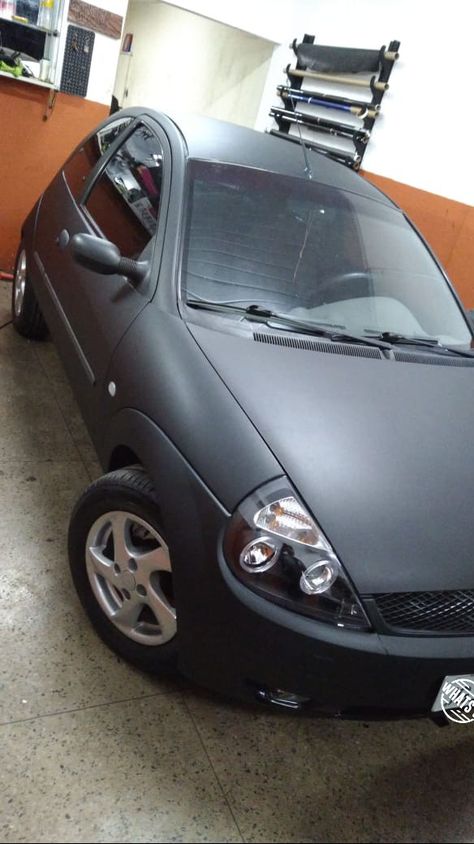 Ford Ka Envelopado Angel Eyes Ford Ka Tuning, Ford Ka, Angel Eyes, Car Ford, Ford Motor Company, Ford Focus, Lamborghini, Cars And Motorcycles, Cool Cars