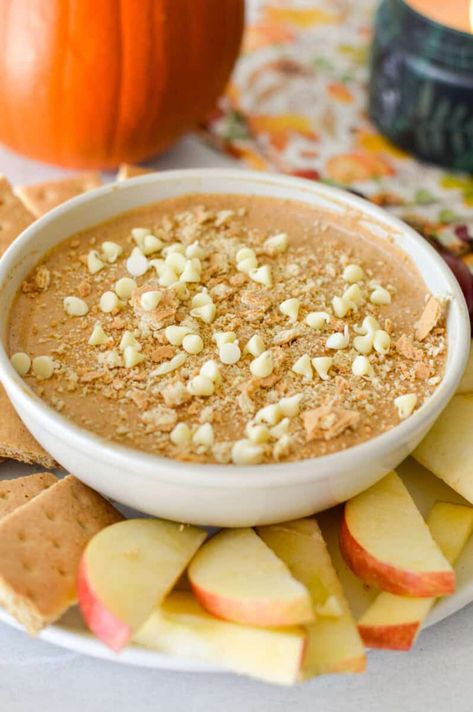 Pumpkin Pie Cream Cheese Dip High Protein Apple Dip, Apple Dip Healthy, Protein Dips, Pumpkin Pie Cream Cheese, Pie Cream Cheese, Protein Pumpkin Pie, Healthy Fall Snacks, Pumpkin Pie Dip, Ww Snacks