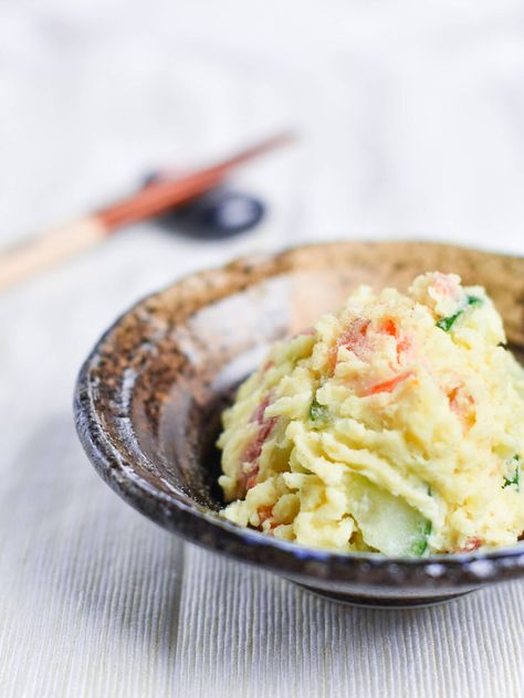 Izakaya Style Japanese Potato Salad (居酒屋風ポテトサラダ) - Sudachi Recipes Salad Japanese, Japanese Mayonnaise, Japanese Potato Salad, Japanese Izakaya, Japanese Potato, Japanese Salad, Asian Dish, Recipe Potato, Japanese Dinner