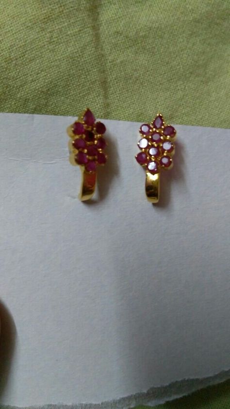 Earrings Gold Simple, Ruby Earrings Gold, Trendy Wedding Rings, Gold Earrings Indian, Simple Gold Earrings, Trendy Embroidery, Flower Earrings Gold, Gold Earrings Models, Gold Bridal Earrings