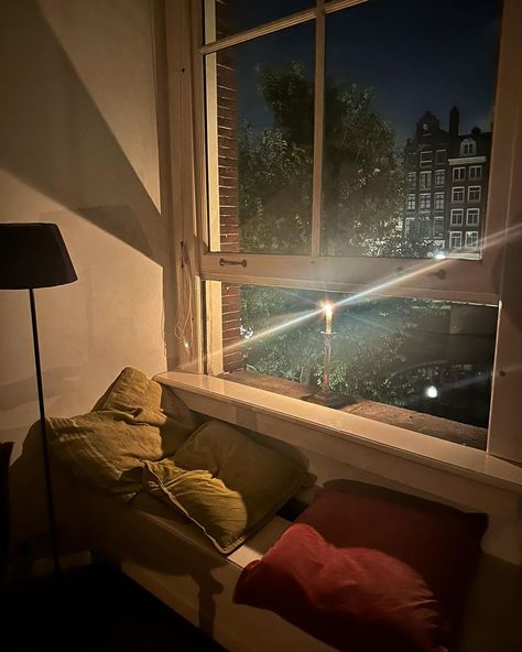 credits for the photo to cylia chasman Netherlands🇳🇱 beautiful view window cozy night view lights Night View From Window, View From Window, Amsterdam Apartment, Night View, Cozy Night, Beautiful View, Moving Out, Beautiful Views, The Photo