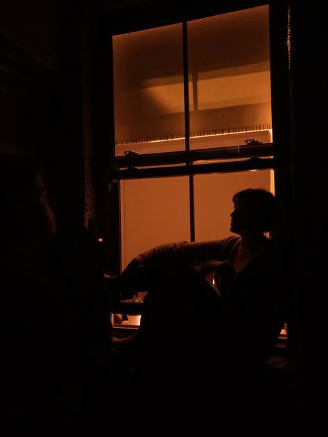 Silhouette Shadow by the window, orange lighting #silhouette #shadow #candid #friends #cinematic #window #lighting #casual #darkacademia Silhoutte Photography, Windows At Night, Man Shadow, Simply Plural, Orange Lighting, Moodboard Pics, Window Lighting, Silhouette Shadow, Couple Shadow