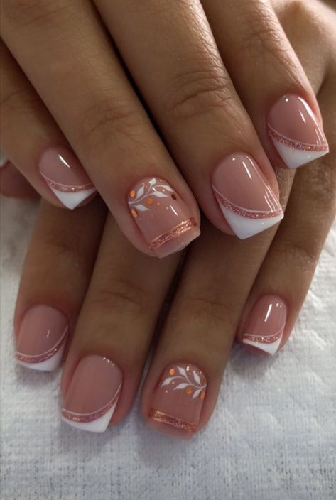 Short Nail Designs With Jewels, Anniversary Gel Nail Designs, Different French Manicure Ideas Short, Wedding Anniversary Nails Ideas, Short Nail Designs Wedding, French Manicure Designs For Short Nails, Nail Art Designs For Wedding, Professional Nails For Work Business, French Tip Toes With Design