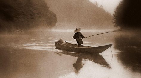 THE LONE FISHERMAN -- Angling in the Morning Mist of Old Japan | Flickr - Photo Sharing! Fisherman Tattoo, Japanese Postcard, Aesthetic Reference, Chinese Boat, Japanese Leg Tattoo, Japanese Tiger Tattoo, Japan Okinawa, Boat Tattoo, Screen Cards