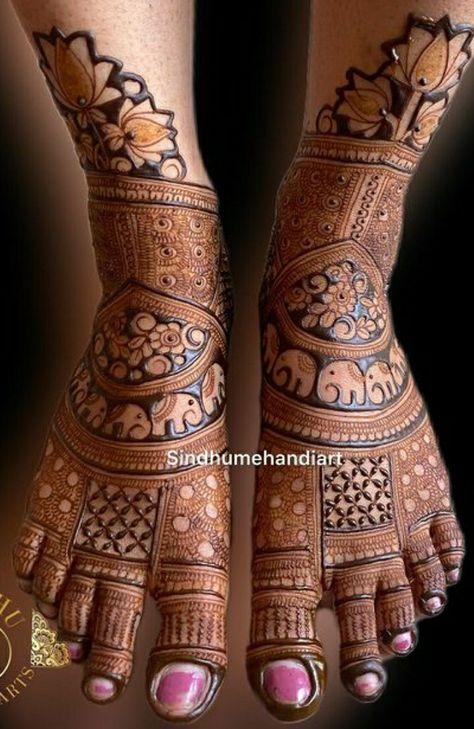 Legs Mehndi Design Bridal Latest, Lage Mahendi Design, Bridal Lag Mehandi Design, Dulhan Leg Mehendi Design, Shankar Bhagwan Drawing, Pag Mehndi Designs, Bridal Legs Mehndi, Bridal Legs Mehndi Design, Bride Leg Mehendi Design