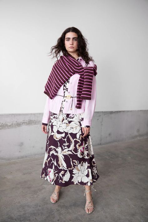 Tanya Taylor Resort 2025 Collection | Vogue Resort 2025, Winter Typ, Knit Shirt Dress, Dress With Pleats, 2025 Fashion, Denim Midi Dress, Tanya Taylor, Copenhagen Fashion Week, Column Dress