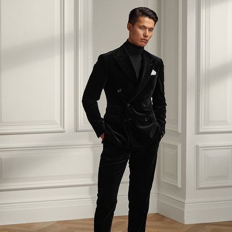 Hoco Outfits For Guys, Mens Velvet Suit, Prom Outfits Men, Velvet Blazer Outfit, Prom Outfits For Guys, Black Velvet Suit, Black Outfit Men, Black Suit Men, Classy Suits