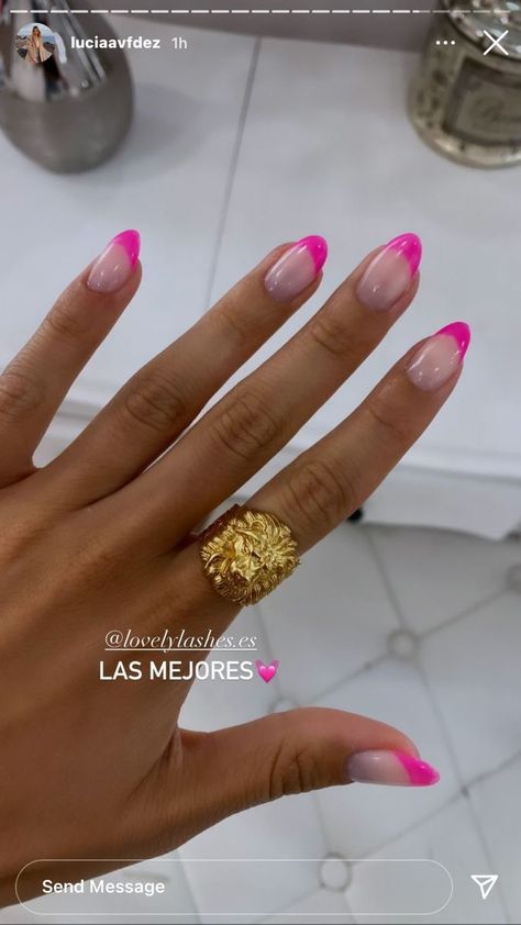 Gel Pink French Tip, Beach Vacay Nails Pink, Spring Break Nail Ideas 2024, Spring Break Nails 2024, Bright Pink French Tip Nails, Pink Vacation Nails, Spring Break Nail Ideas, Nails Spring Break, Pink Tip Nails