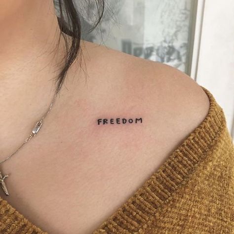 ─ ✰ 𝐏𝐢𝐧𝐭𝐞𝐫𝐞𝐬𝐭: 𝐡𝐨𝐧𝐞𝐞𝐲𝐣𝐢𝐧 Small Meaningful Tattoos For Women, Freedom Tattoos, Tattoos Meaningful, Serpent Tattoo, Minimal Tattoo Design, Women Tattoos, Tattoo Zeichnungen, Meaningful Tattoos For Women, Inspiration Tattoos