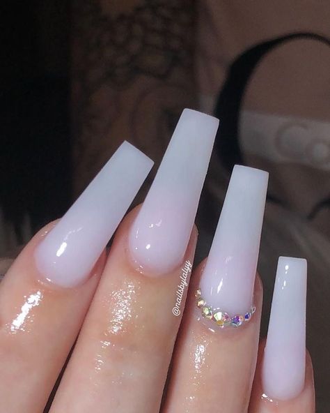 Long White Nails, Milky Nails, Drip Nails, White Acrylic Nails, Cute Acrylic Nail Designs, Long Acrylic Nails Coffin, Coffin Nails Long, Long Square Acrylic Nails, White Nail