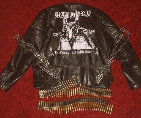 Battle Jacket, Late At Night, Metal Clothing, Metal Fashion, Punk Outfits, Goth Outfits, Punk Fashion, At Night, On Tumblr