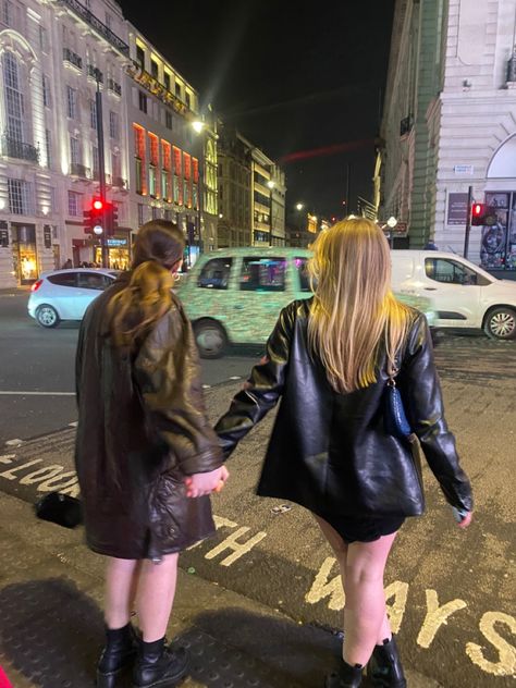 Leather Blazers, Night Out On The Town, Night Street, Out On The Town, Dream Aesthetic, Birthday Shoot, Leather Blazer Jacket, 20th Birthday, London Life