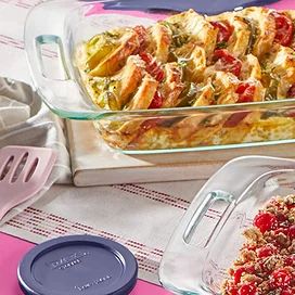 Pyrex Grab Glass Bakeware and Food Storage Set Pyrex Baking Dish, Glass Bakeware Set, Bakeware Storage, Pyrex Set, Glass Bakeware, Baking Dish Set, Glass Storage Containers, Food Storage Container Set, Baking Dishes