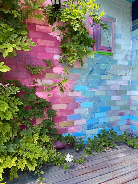 The Last House Standing On The Street — Camille Javal Coloured Brick Wall, Rainbow Brick Wall, Outdoor Wall Color Ideas, Outside Wall Colour, Colorful Brick Wall, Shop Exterior Design Ideas, Mural On House Exterior, Painted Brick Colors, Mural In House