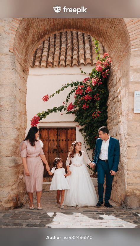 Family holding hands while they are happy because their eldest daughter has made communion Premium Photo Communion Family Photos, Family Holding Hands, Communion Photos, Eldest Daughter, Photo Family, About Family, First Communion, Premium Photo, Christening