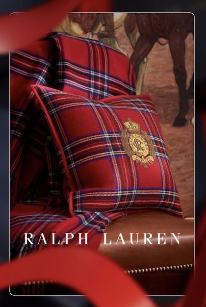 Ralph Lauren Interior Design, Ralph Lauren Ad Campaigns, Ralph Lauren Home Living Room, Ralph Lauren Interiors, Ralph Lauren Holiday, Ralph Lauren Christmas, Ralph Lauren Bedroom, Artisan Pillows, Tartan Christmas