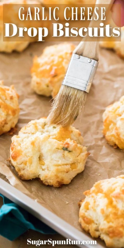 Cheese Drop Biscuits, Garlic Cheese Biscuits, Dinner Biscuit, Garlic Biscuits, Easy Drop Biscuits, Easy Biscuit, Biscuits Recipes, Gingersnap Cookies, Easy Biscuit Recipe