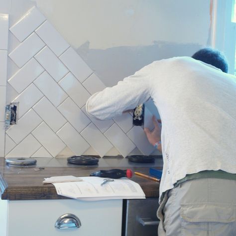 herringbone tile backsplash Diagonal Backsplash Kitchen, Diagonal Tile Backsplash, 3x6 Subway Tile Backsplash Herringbone, Subway Tile Mixed With Other Tile, How To Do Herringbone Pattern, Kitchen Backsplash Ideas Subway Tile, Backsplash Installation, Herringbone Subway Tile, Backsplash Cheap