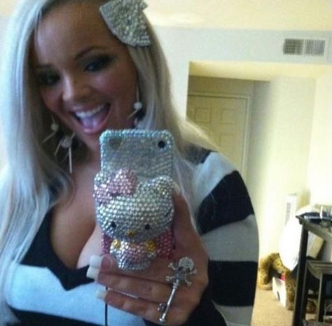 Trisha Paytas Trashy Y2k Aesthetic, Trisha Paytas, Mcbling Fashion, Y2k Icons, Aesthetic 2000s, 2013 Swag Era, 2000s Nostalgia, Trashy Y2k, 2000s Aesthetic