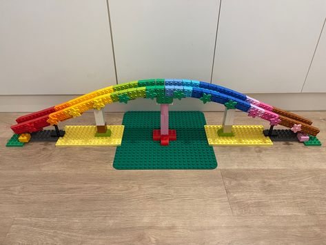 Lego Rainbow, Lego Bridge, Duplo Ideas, Easy Lego Creations, Lego Challenge, Tiles Ideas, Kids Toys For Boys, Lego Activities, Preschool Activities Toddler