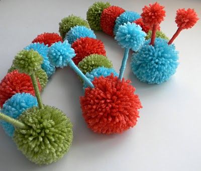 pom pom caterpillars Homemade Bouquet, Pom Crafts, Baby Room Diy, How To Make A Pom Pom, Stationary Paper, Simple Wall Decor, Lamb Decorations, Yarn Pom Pom, Pom Pom Crafts