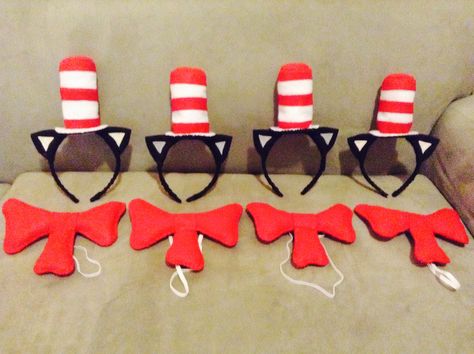 Cat in the hat head bands and bow ties from felt How To Make A Cat In The Hat Hat, Diy Cat In The Hat Hat, Dr Seuss Diy Costumes, Dr Seuss Costumes, Cat In The Hat Party, Dr Seuss Crafts, Dr Seuss Birthday Party, Book Character Costumes, Dr Seuss Day