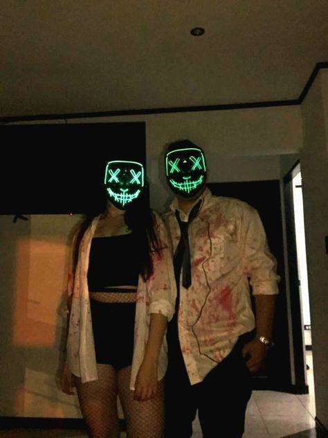 Match Halloween Costumes Couple, Escape Outfits Rave Halloween Couples, Escape Halloween Rave Outfit Couple, Couples Halloween Outfits Aesthetic, Scary Couple Costume Ideas, Scary Couple Costumes For Halloween, Rare Couple Costumes, Couple Halloween Costumes Vampire, Halloween Couple Ideas Costumes