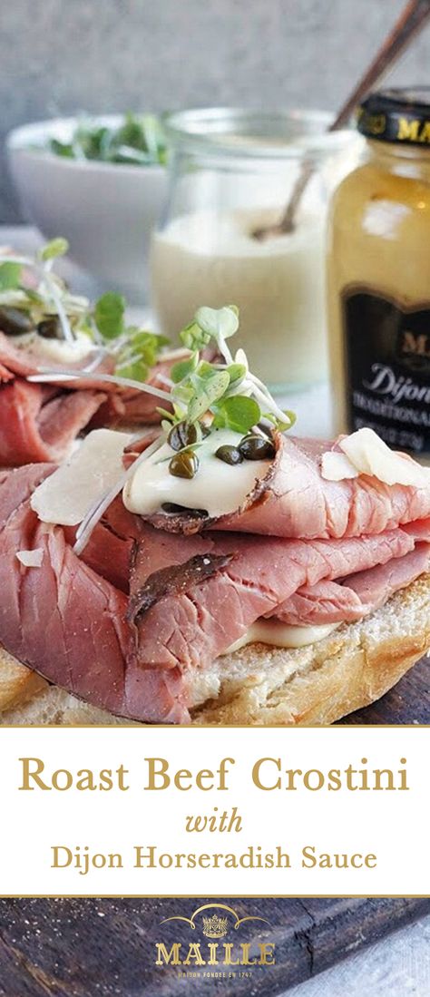 Roast Beef Appetizers, Roast Beef Baguette, Roast Beef Crostini, Beef Crostini, Baguette Appetizer, Holiday Recipe Ideas, Roast Beef And Horseradish, Crostini Appetizer, Beef Appetizers