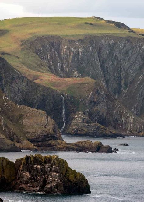 St Abbs - six reasons to visit St Abbs in the Scottish Borders St Abbs Scotland, Scotland Coast, Crab Sandwiches, New Asgard, Honeymoon In Scotland, Scotland Landscape, Scottish Borders, Uk Holidays, Scottish Landscape