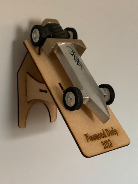 Creative Laser Designs Fast Derby Car Designs, Pine Car Derby Ideas, Pinewood Derby Cars Designs, Pinewood Derby Car Designs, Pine Wood Derby Car, Pinewood Derby Car Ideas, Cub Scout Activities, Pinewood Derby Car, Trail Life