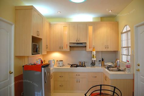 House Renovation, Remodeling Contractor Manila Small Kitchen Design Philippines, Kitchen Ideas Philippines, Simple House Interior Design, Small Kitchen Countertops, Small Kitchen Cabinet Design, Small Country Kitchens, Interior Design Philippines, Kitchen Planning, Small Kitchen Design