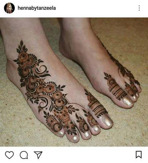 Henna Videos, Leg Henna Designs, Finger Mehendi Designs, Henna Flower Designs, Hand Mehendi, Doodle Mandala, Short Mehndi Design, Easy Mehndi Design, Henna Inspired Tattoos