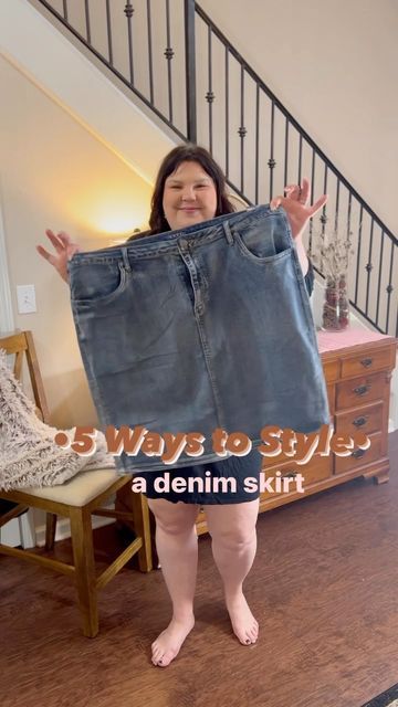 Styling Denim Skirt, Style Denim Skirt, Plus Size Styling, Plus Size Spring Outfits, Denim Skirt Trend, Skirts Plus Size, Affordable Outfits, Plus Size Spring, Pieces Of Clothing