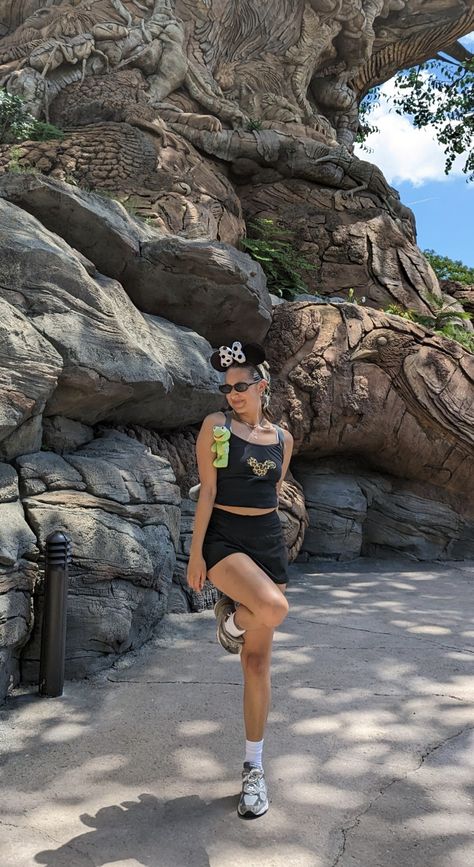 Sea World Outfit Ideas, Cute Disney Outfits Summer, Seaworld Outfit, Sea World Outfit, Disney Outfits Summer, Universal Outfits, Park Fits, Disneyland Fits, Youtuber Aesthetic