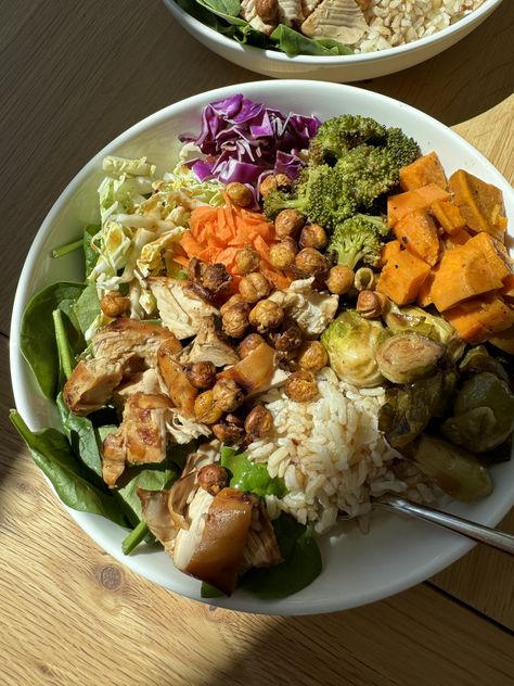 Teriyaki Chicken Buddha Bowls Chicken Buddha Bowls, Chicken Buddha Bowl, Honey Mustard Marinade, Teriyaki Chicken Bowl, Salad Shop, Chicken Chickpea, Wholesome Meals, Marinating Chicken Breast, Chicken Teriyaki