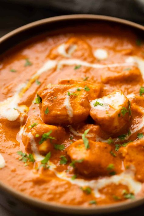 Restaurant Style Paneer Butter Masala (Easy Paneer Makhani Curry) Paneer Makhani Recipe, Arabian Cuisine, Butter Paneer Masala, Paneer Butter Masala Recipe, Dinner Indian, Masala Paneer, Homemade Cottage Cheese, Butter Paneer, Butter Masala Recipe