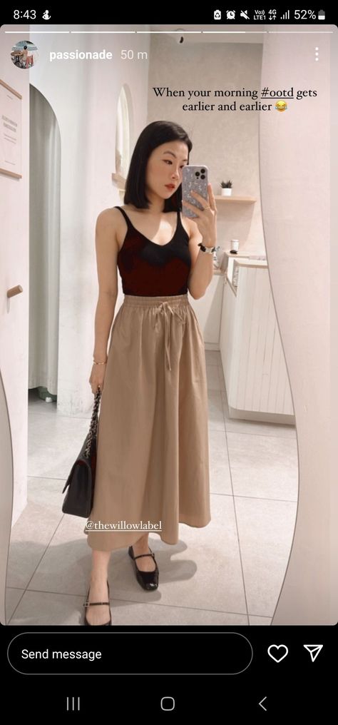 Black camisole/ tank top, beige midi/maxi skirt, black Mary Jane flats and black bag Girl Aesthetics, Black Camisole, Casual Day Outfits, Mary Jane Flats, Tank Top Camisole, Black Bag, Outfit Idea, Skirt Black, Mary Janes