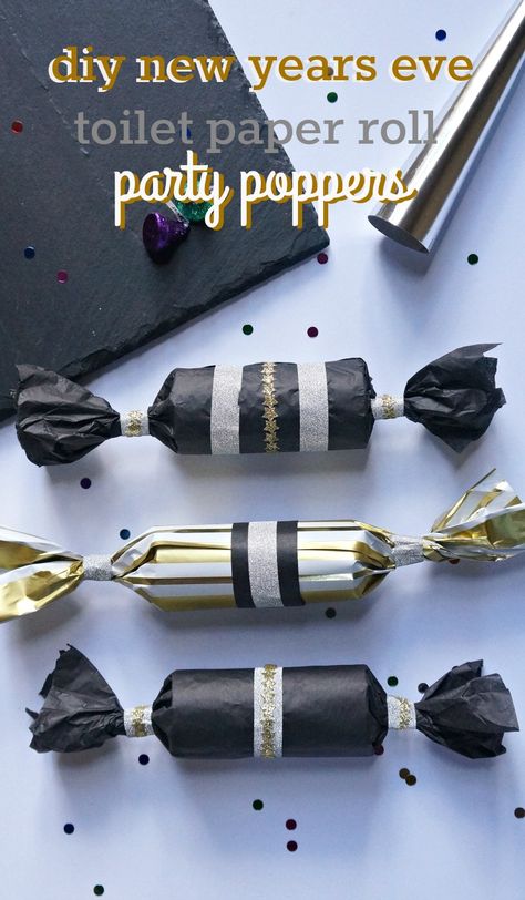 Ok, so NYE is coming... DIY New Years Eve Toilet Paper Roll Party Poppers. Love this new years eve party ideas! Diy Poppers, Diy New Years Eve Party, Diy New Years Eve Decorations, Christmas Popper, Diy Party Poppers, Diy Nye, New Year's Eve Crafts, New Year Diy, Confetti Poppers