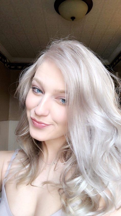 Pearl Blonde Hair #silverhaircolor  #platinumblonde #pearlblonde #pravana #thesalonbynatasha Pearl Platinum Blonde Hair, Pearlescent Hair Blonde, Blonde Balayage Pearl, Pearl White Hair Colour, Opal Blonde Hair, Platinum Blonde Pale Skin, Pearl Hair Color, Pearl Blonde Hair, Opal Hair