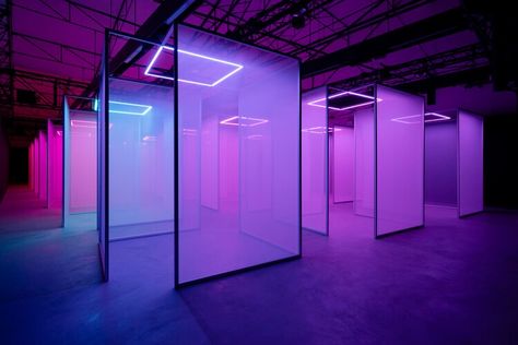 Chromasonic: An immersive Renaissance of California's Minimalist Light and Space Movement | ArchDaily Color In Art, Sabine Marcelis, Samuel Ross, Mad Architects, Lights Artist, Public Architecture, Sleek Kitchen, Landscape And Urbanism, Chicago Architecture