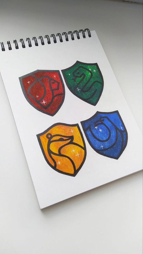 Slytherin Gryffindor Hufflepuff Ravenclaw, Slytherin Painting Ideas On Canvas, Harry Poter Draw Ideas, Slytherin Canvas Painting, Slytherin Drawing Art, Slytherin Painting Ideas, Gryffindor Painting, Slytherin Drawing Ideas, Slytherin Crafts