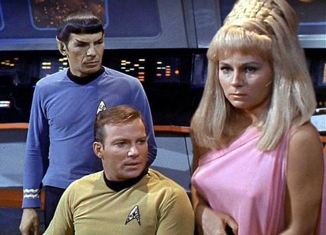 Star Trek Actors, Star Trek Crew, Star Trek 1966, Paddy Kelly, Star Trek Funny, Star Trek Tv, Star Trek Original Series, Star Trek Images, Star Trek Characters